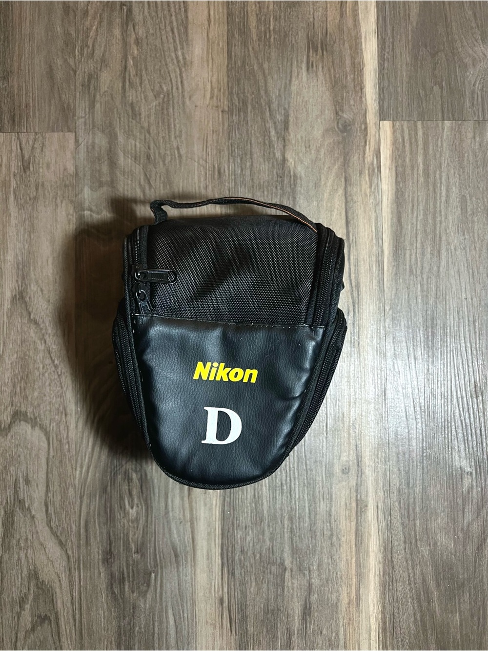 Black Nikon D Lenses Pyramid Case Used Carrying Zipper Pouch